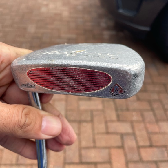 Taylormade Mezza Monza Rossa Putter in right handed 
Used - Picture 2 of 9